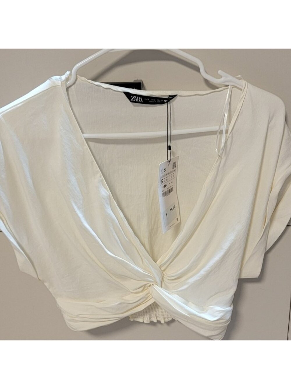 Twist-Front Crop Top - Picture 1 of 2